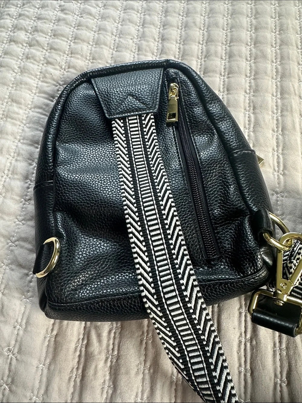 Black faux Leather Crossbody Bag with Patterned Strap
